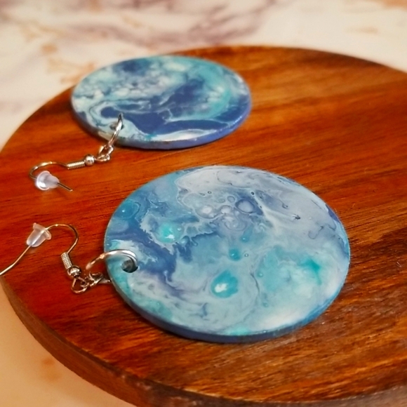 Handmade wood acrylic poured earrings - Picture 3 of 5